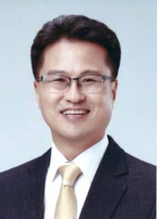 김정우 국회의원(더불어 민주당)